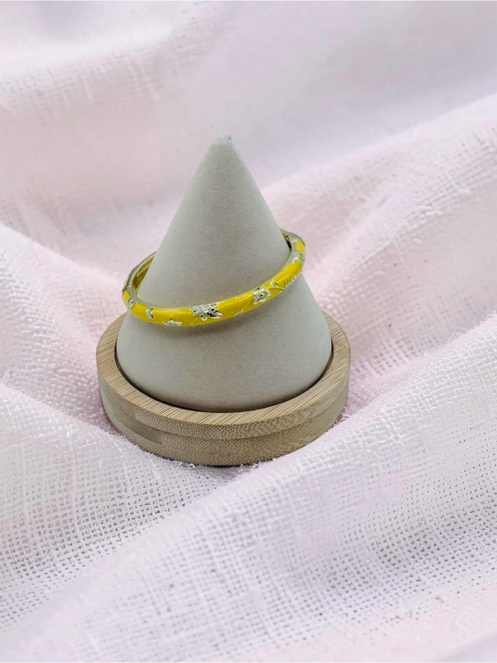Yellow Floral Enamel Bangle Bracelet Gold Tone Vintage Style Statement Jewelry